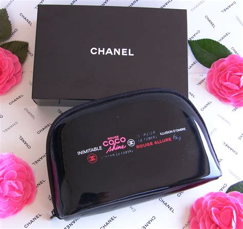 chanel kosmetiktasche|chanel gift sets.